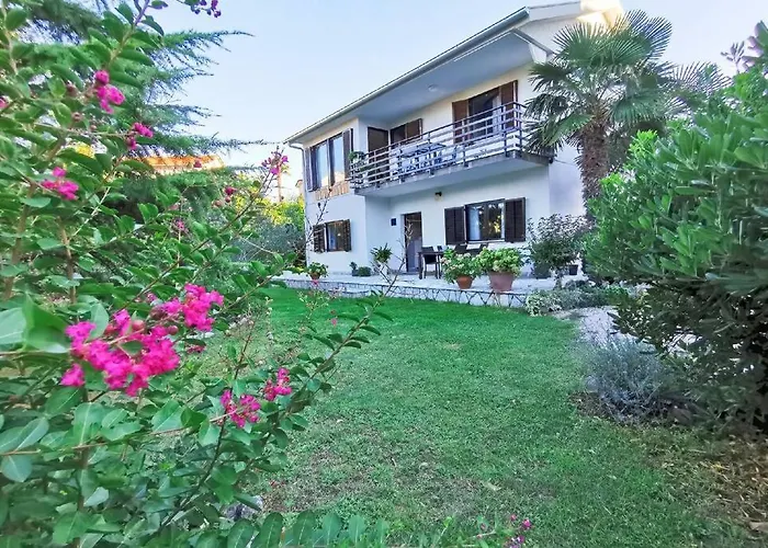 アパート Samlandin